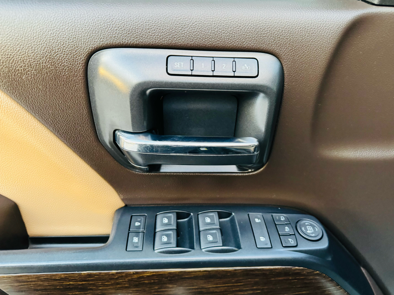 GMC Sierra 2500HD Denali Crew Cab 4WD 2019