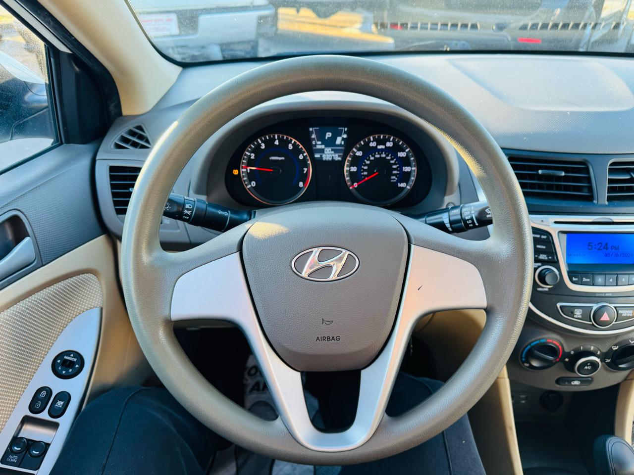 Hyundai Accent GLS 4-Door 2014