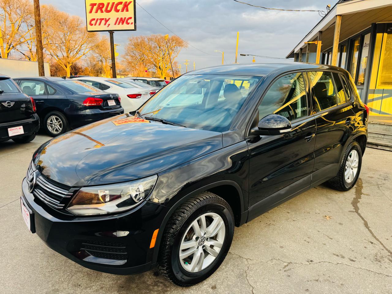 Volkswagen Tiguan S 4Motion 2012