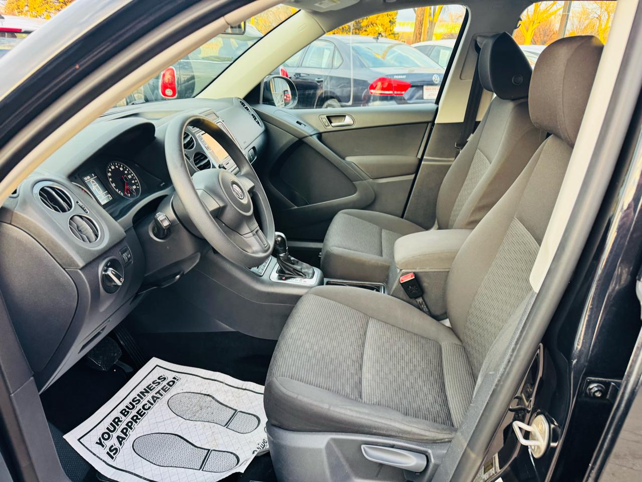 Volkswagen Tiguan S 4Motion 2012