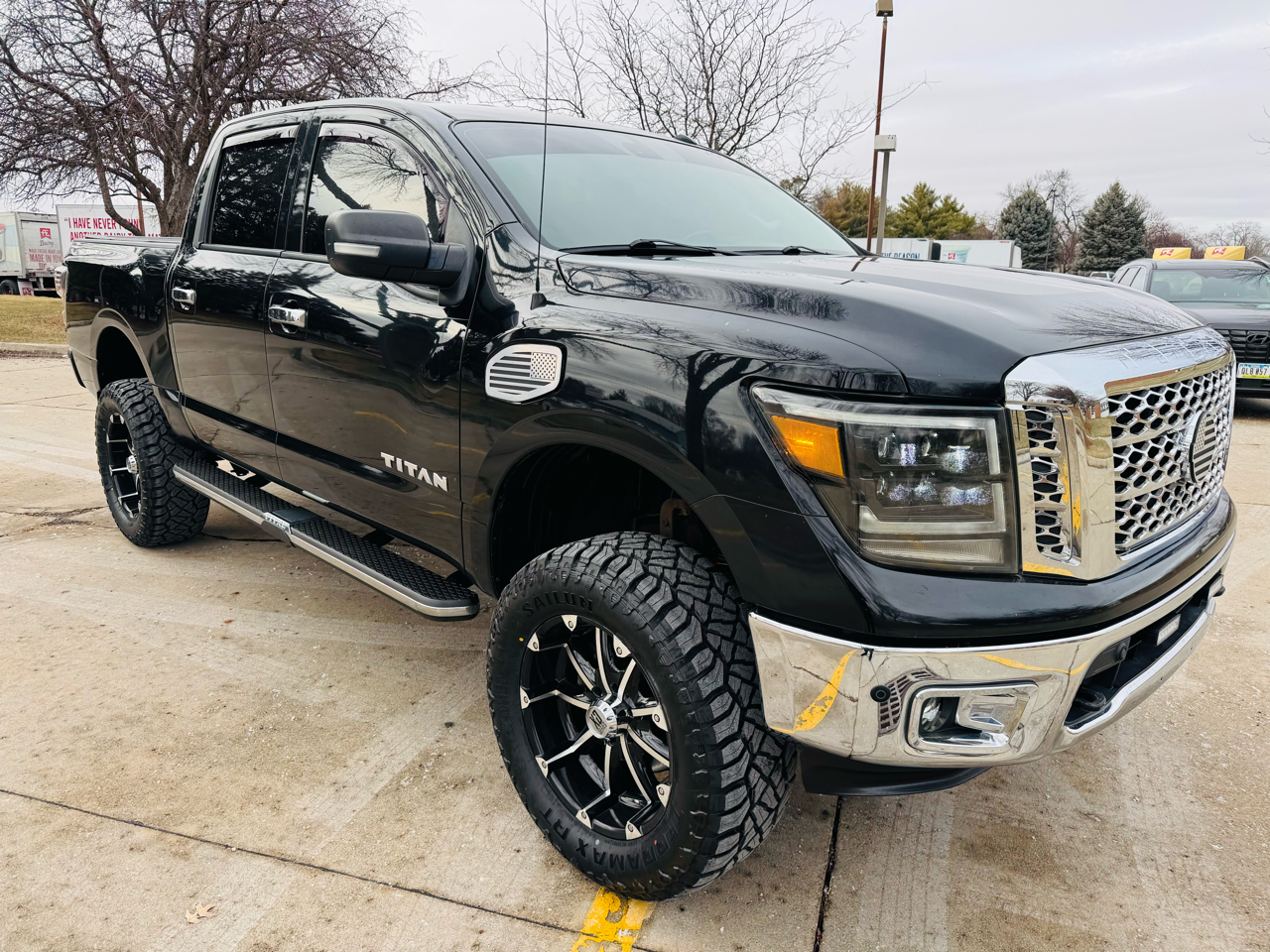 Nissan Titan SV 4WD 2017