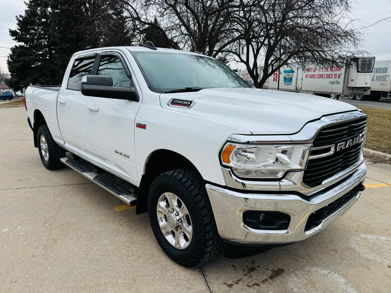 RAM 2500 Tradesman Crew Cab SWB 4WD 2020