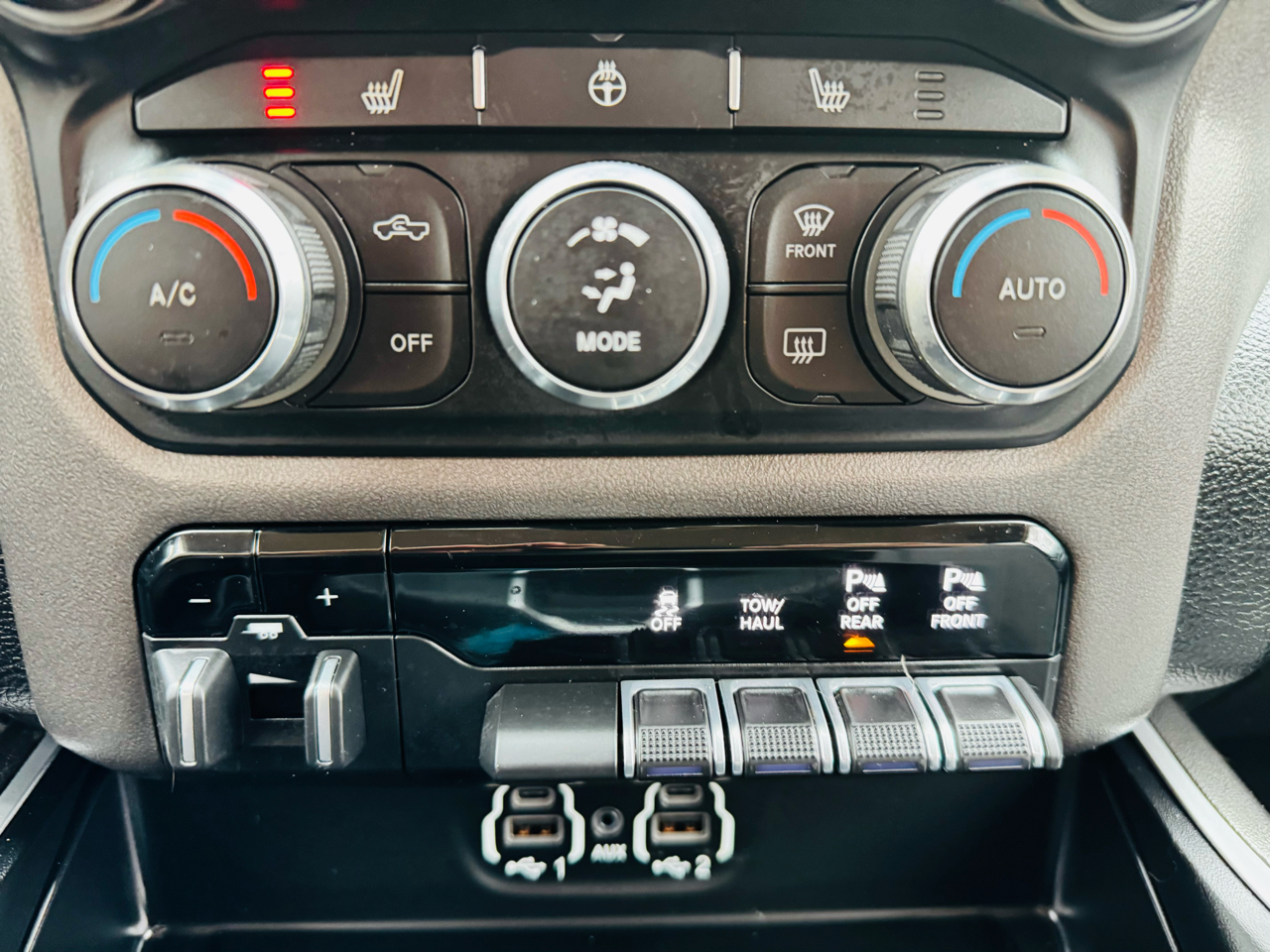 RAM 2500 Tradesman Crew Cab SWB 4WD 2020