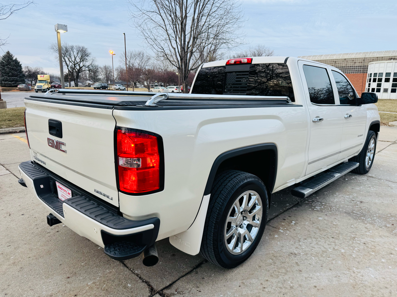 GMC Sierra 1500 Denali Crew Cab 4WD 2014