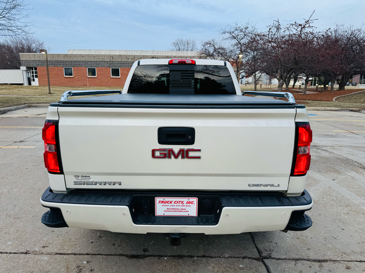 GMC Sierra 1500 Denali Crew Cab 4WD 2014