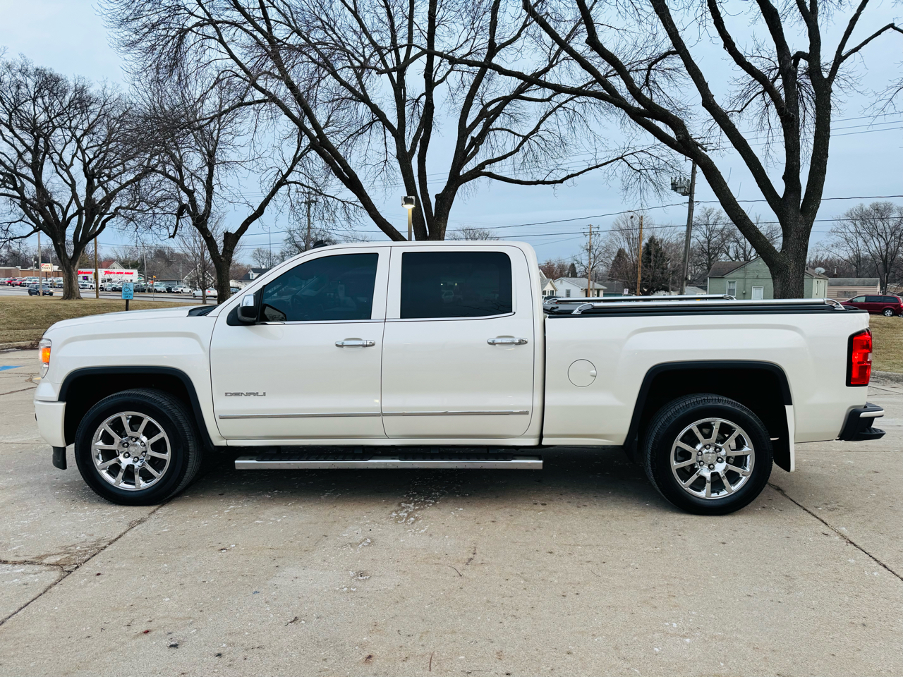 GMC Sierra 1500 Denali Crew Cab 4WD 2014