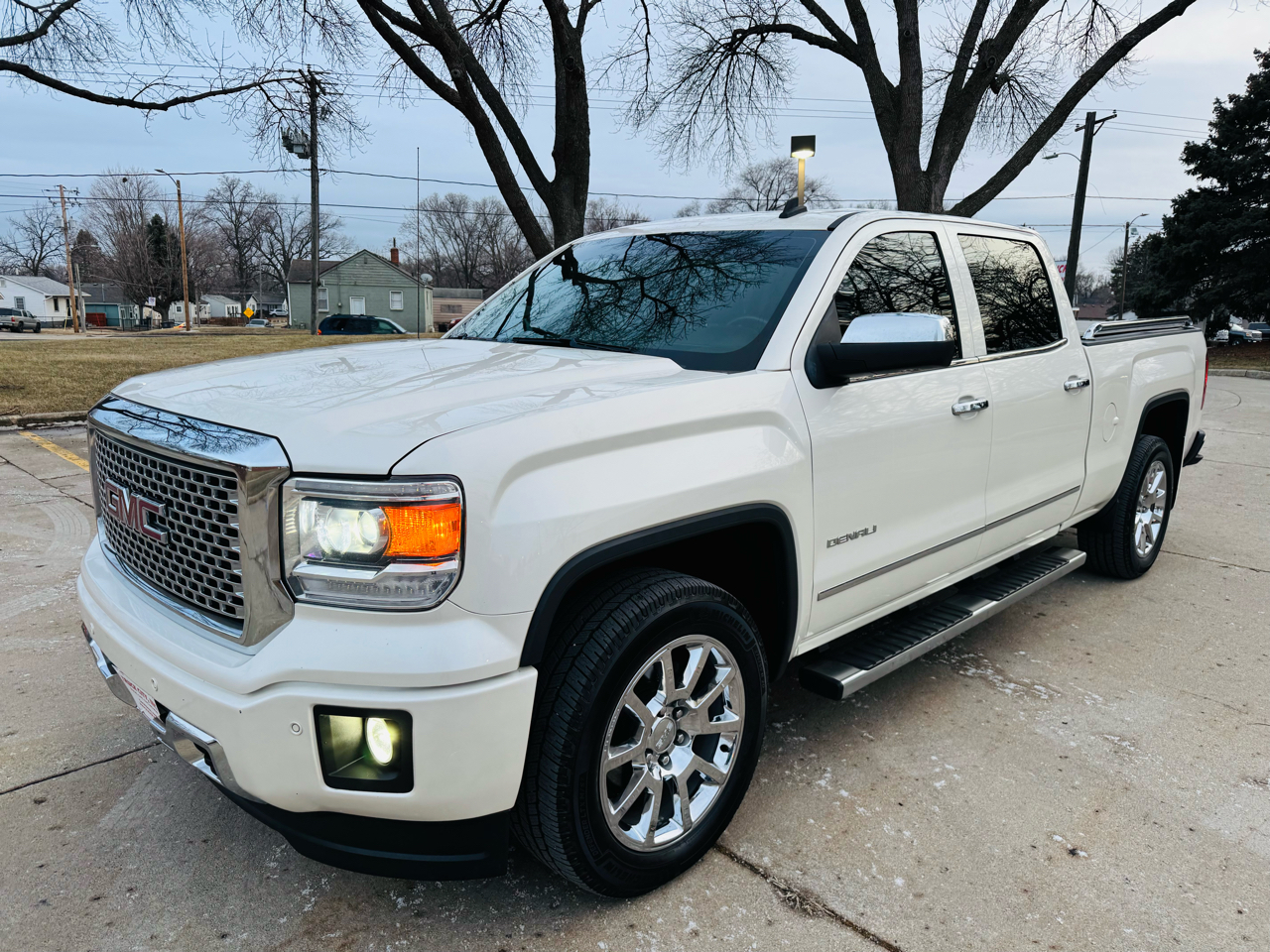 GMC Sierra 1500 Denali Crew Cab 4WD 2014