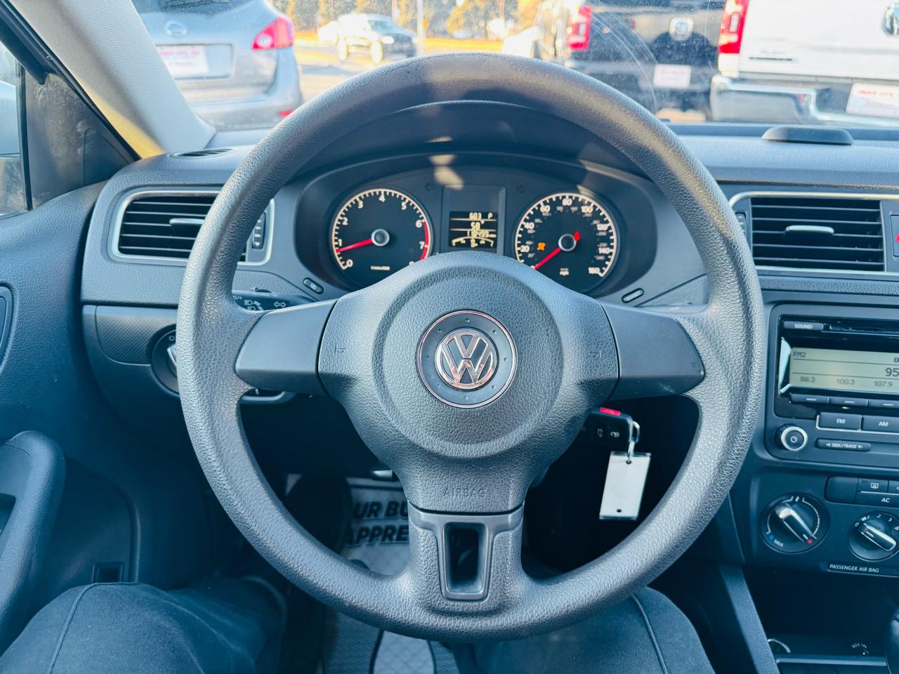 Volkswagen Jetta SE 2011