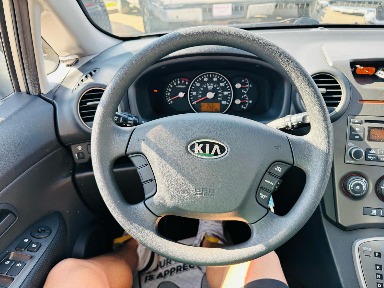 Kia Rondo LX 2008