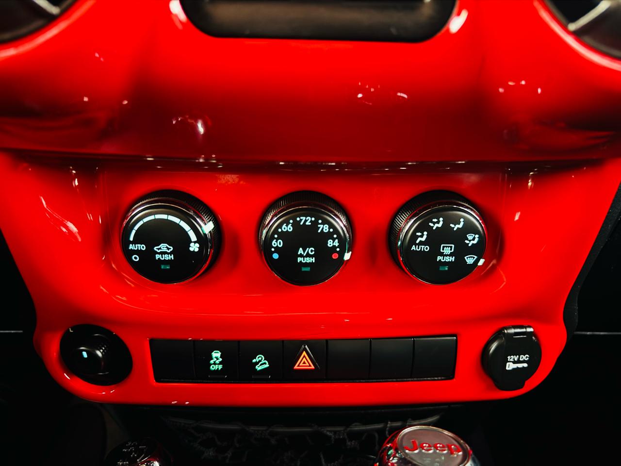 Jeep Wrangler Unlimited Sport 4WD 2012