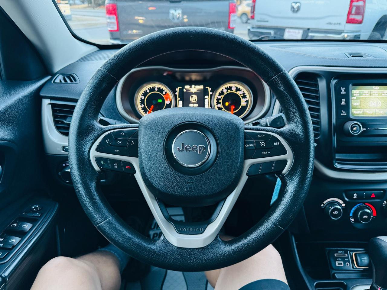 Jeep Cherokee Sport FWD 2016