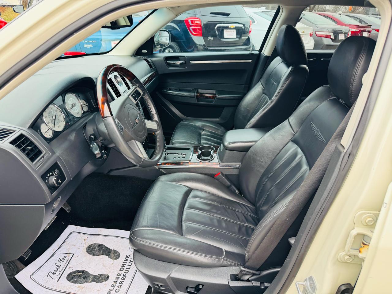 Chrysler 300 C HEMI RWD 2010