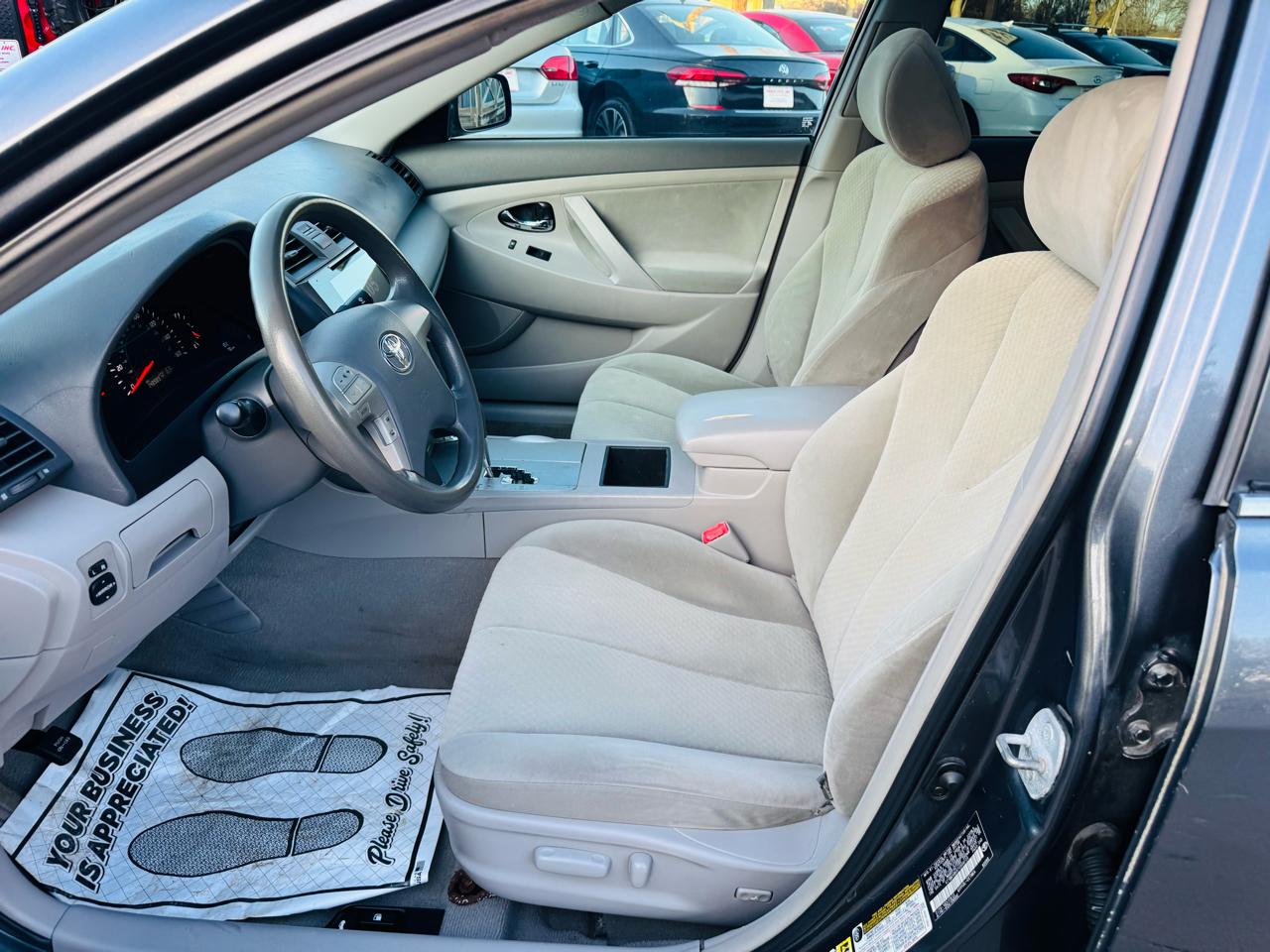 Toyota Camry LE V6 2007