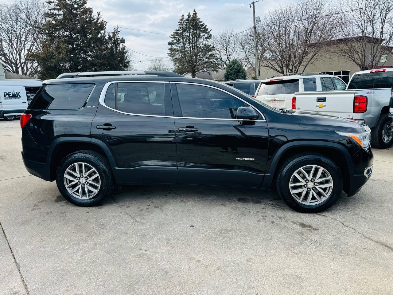GMC Acadia SLE-2 AWD 2017