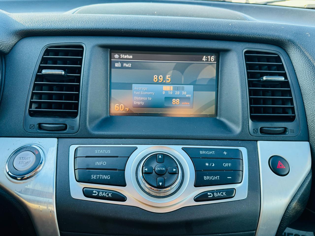 Nissan Murano S AWD 2010