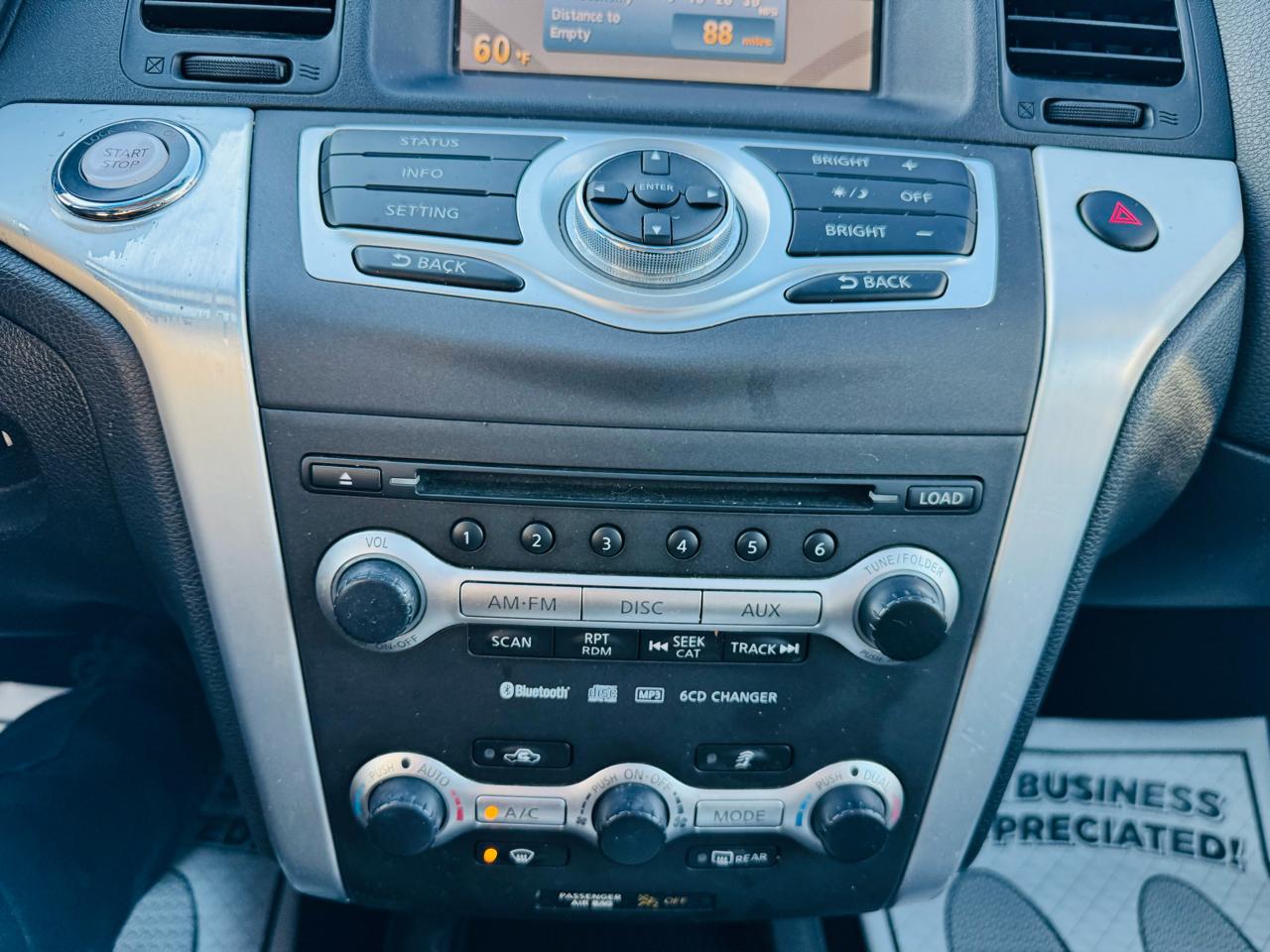 Nissan Murano S AWD 2010