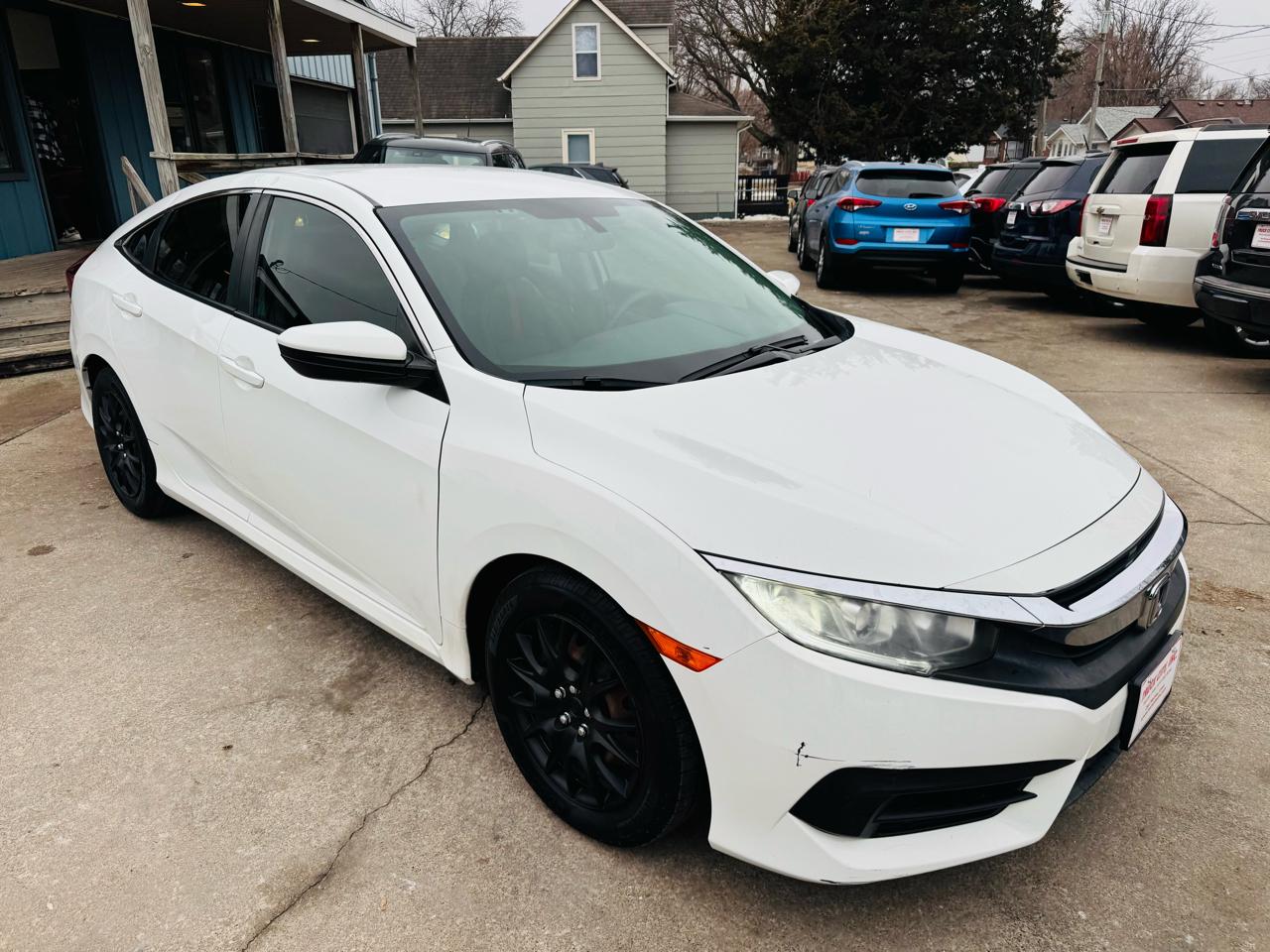Honda Civic LX Sedan CVT 2017