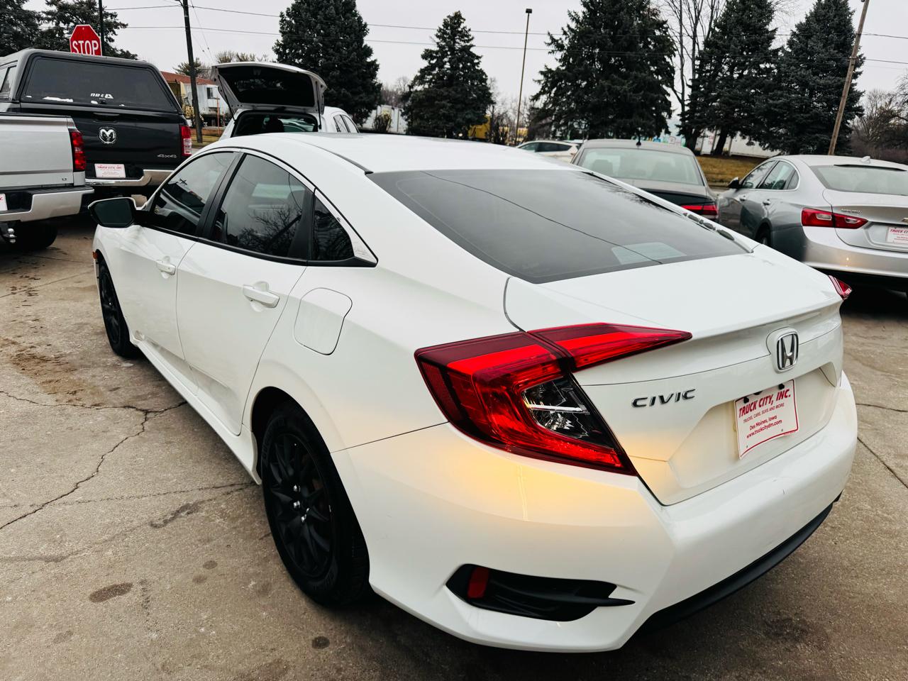 Honda Civic LX Sedan CVT 2017