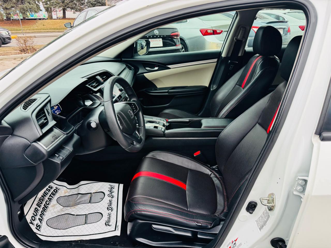 Honda Civic LX Sedan CVT 2017