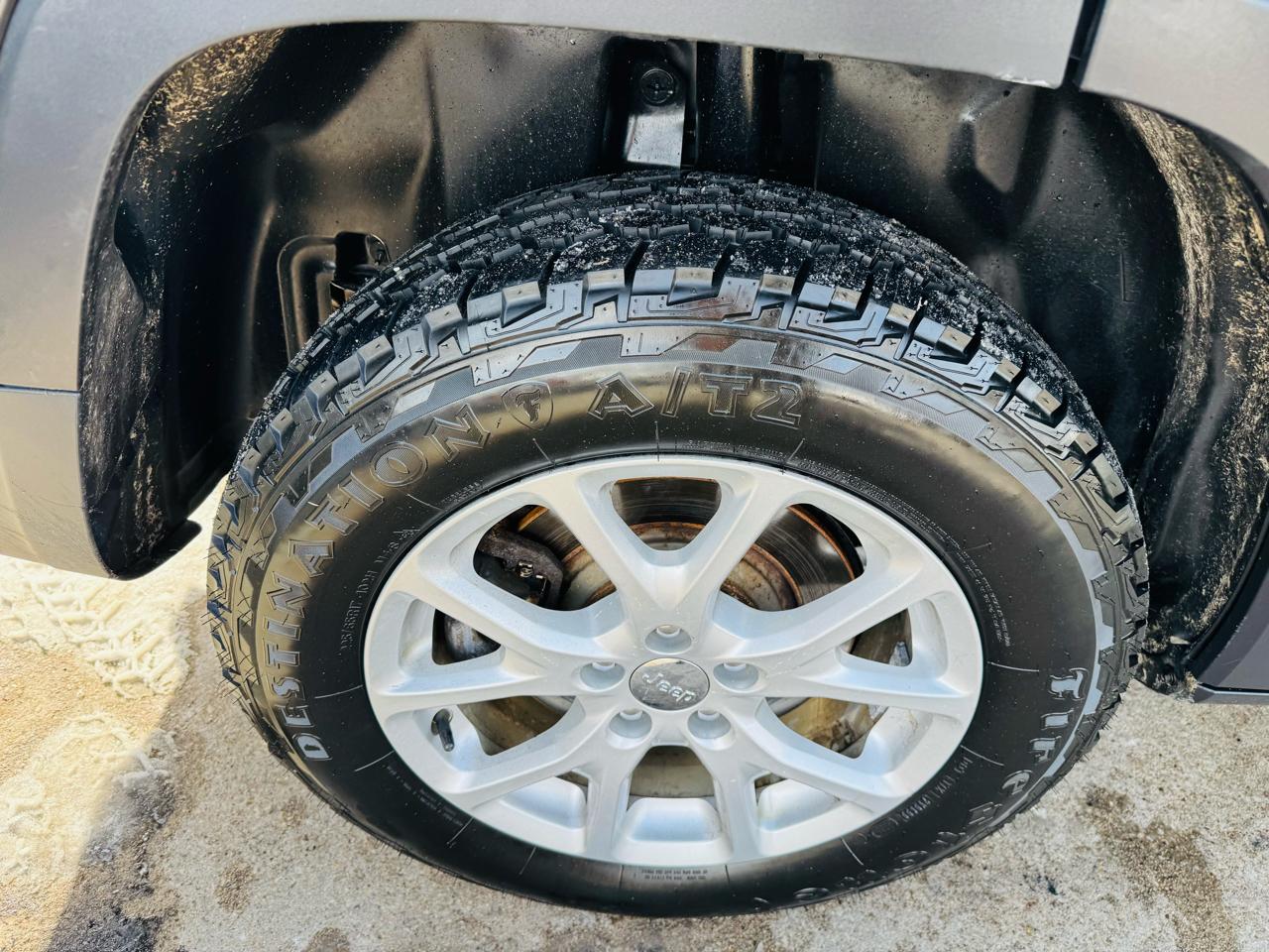 Jeep Cherokee Latitude 4WD 2016