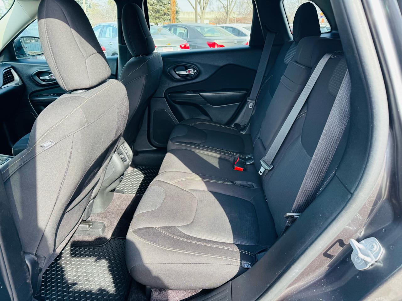 Jeep Cherokee Latitude 4WD 2016