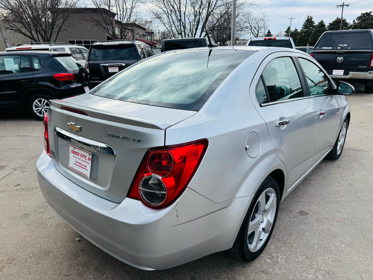 Chevrolet Sonic LTZ Auto Sedan 2014