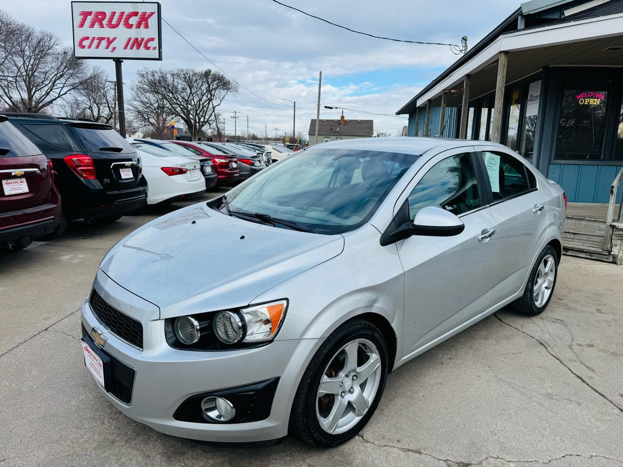 Chevrolet Sonic LTZ Auto Sedan 2014