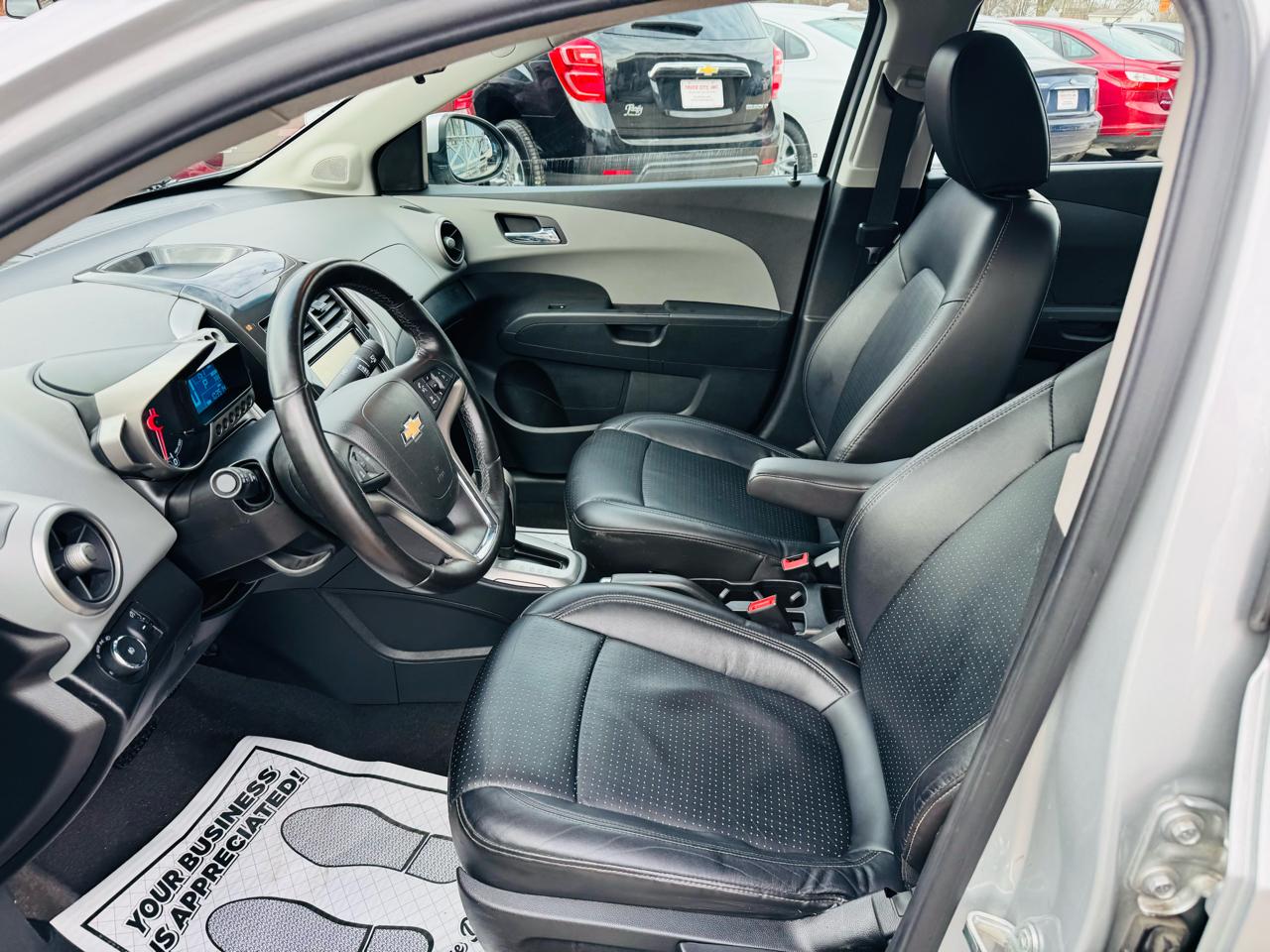 Chevrolet Sonic LTZ Auto Sedan 2014