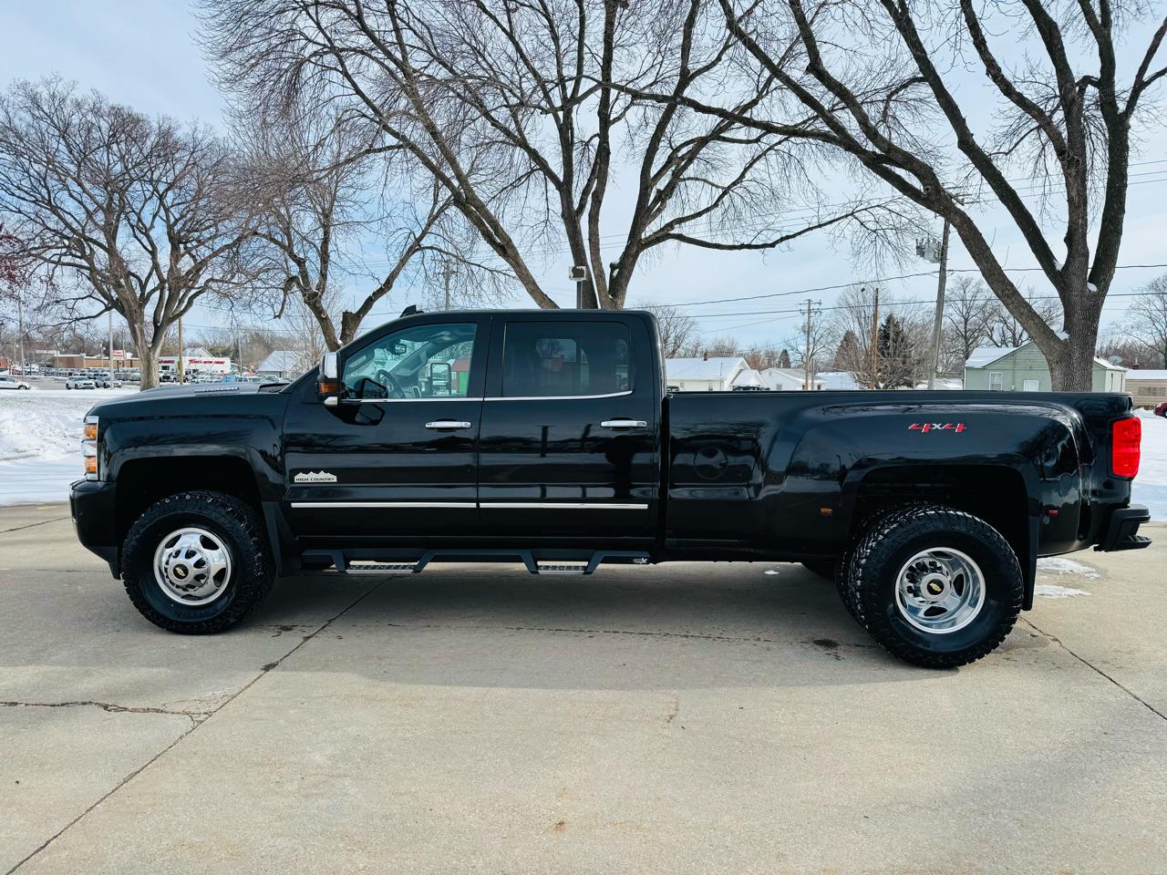 Chevrolet Silverado 3500HD High Country Crew Cab 4WD 2019