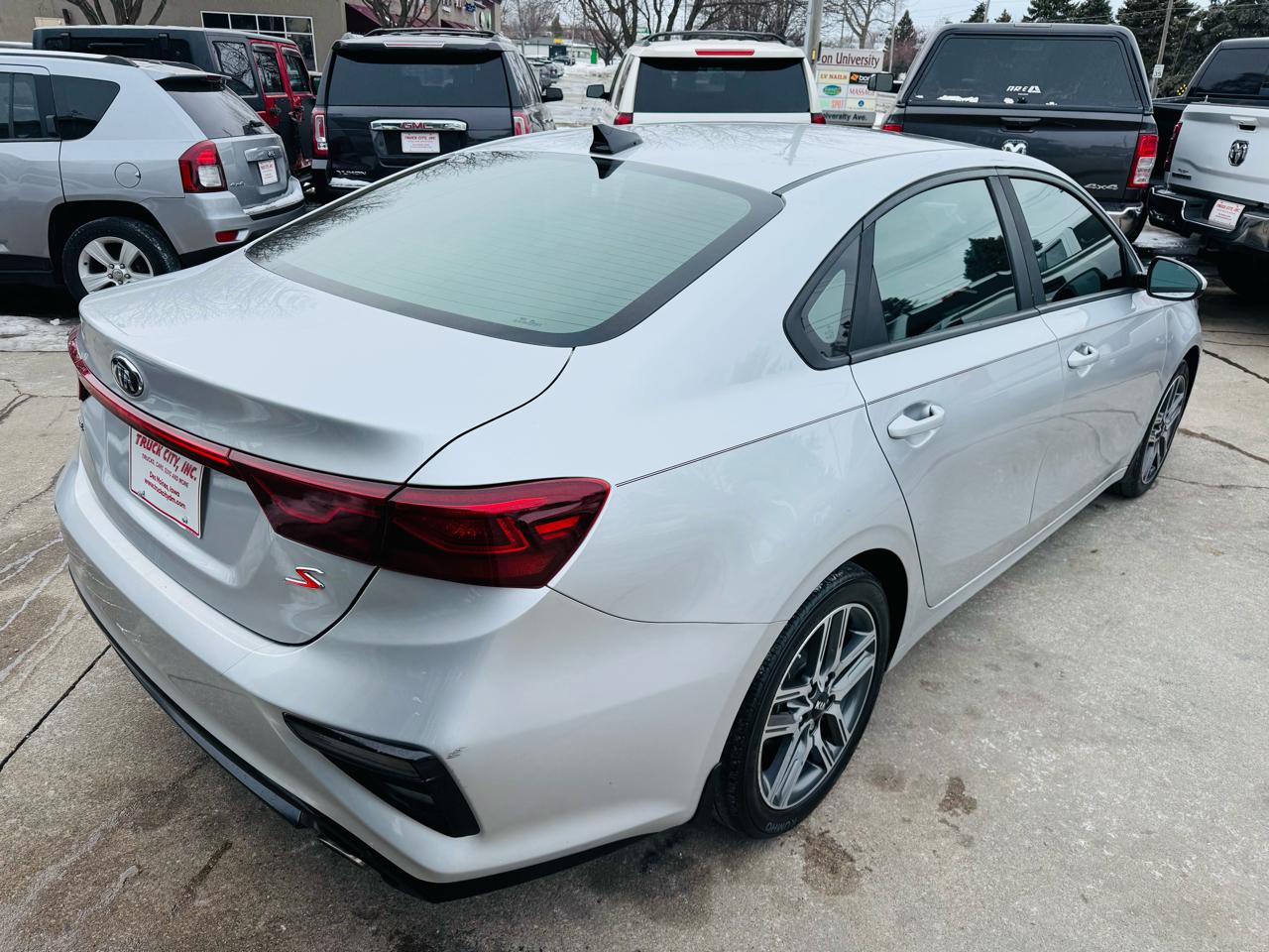 Kia Forte S 2019