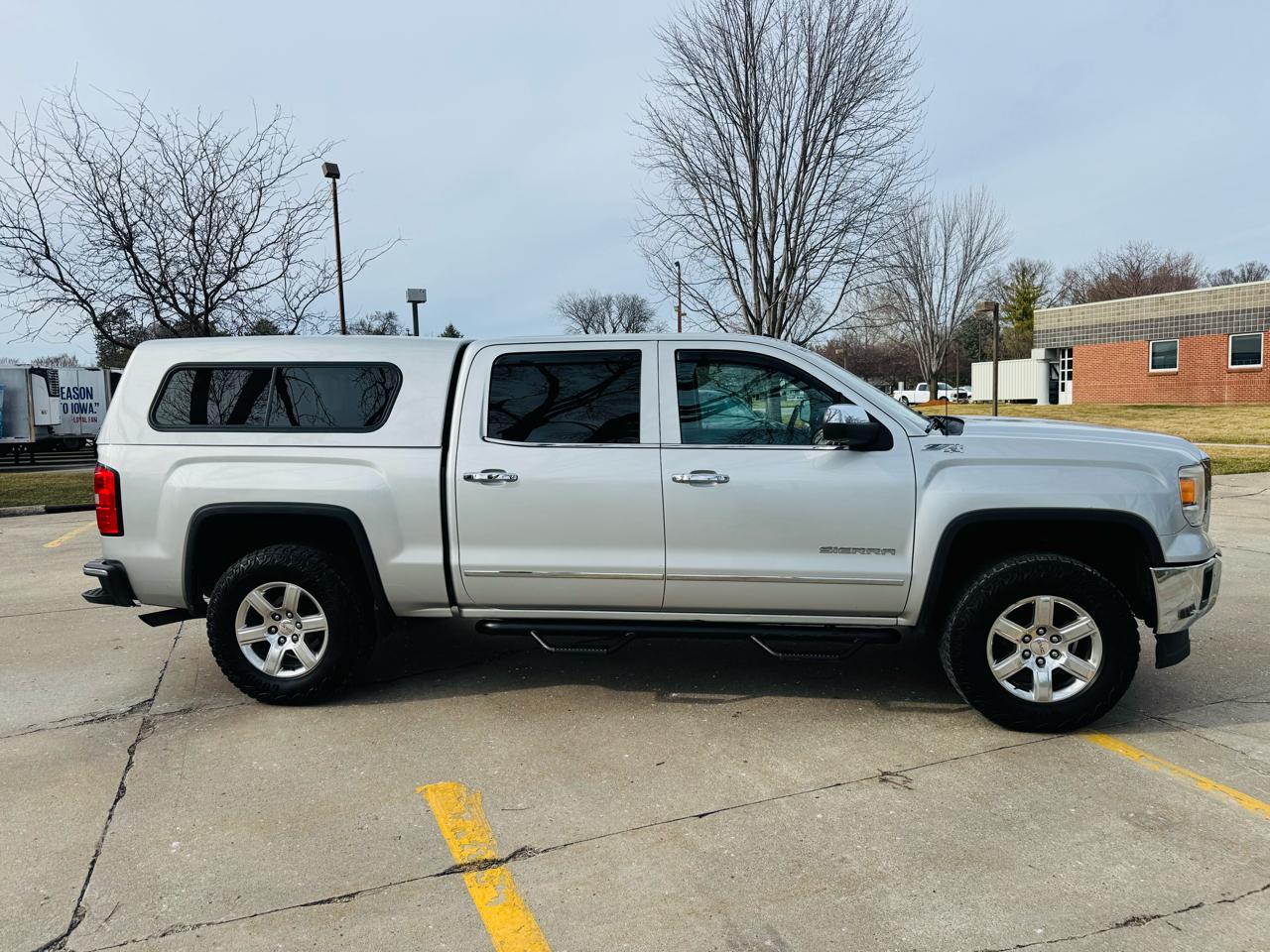 GMC Sierra 1500 SLT Crew Cab 4WD 2015
