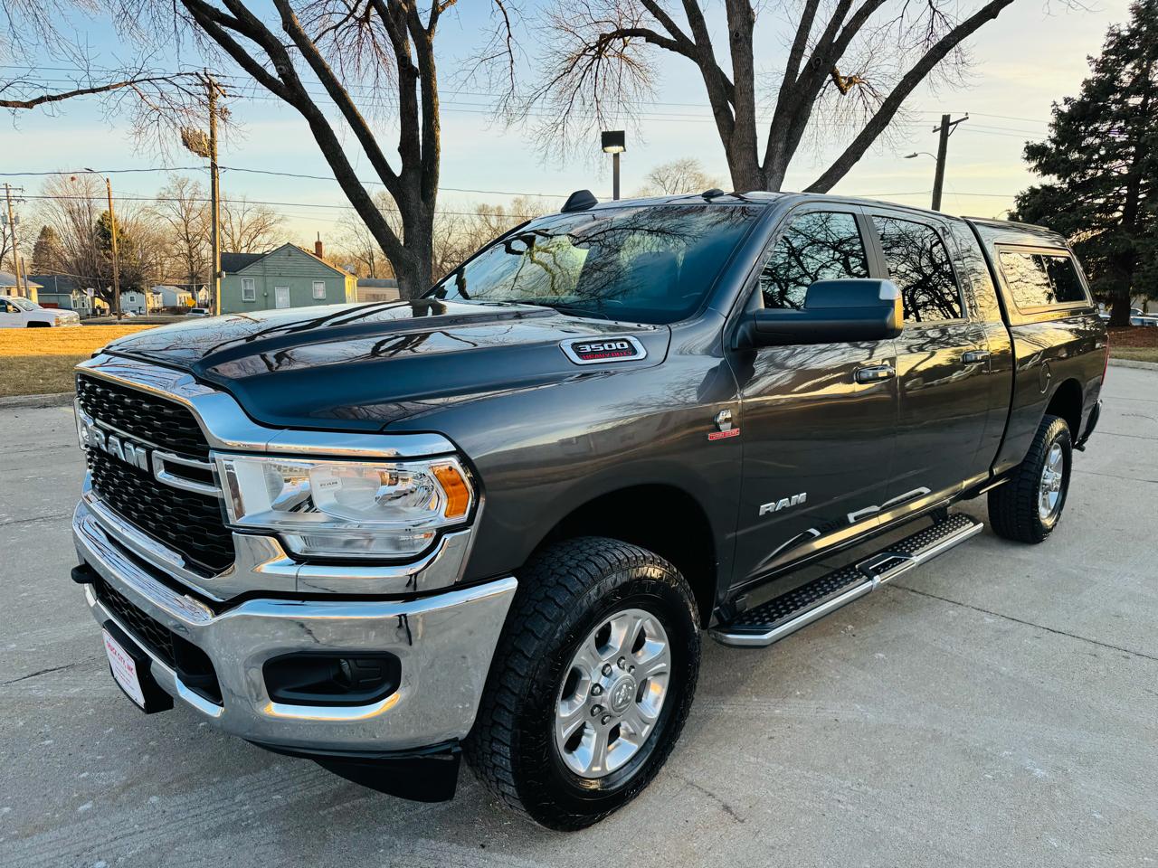 RAM 3500 Big Horn Mega Cab 4WD 2022