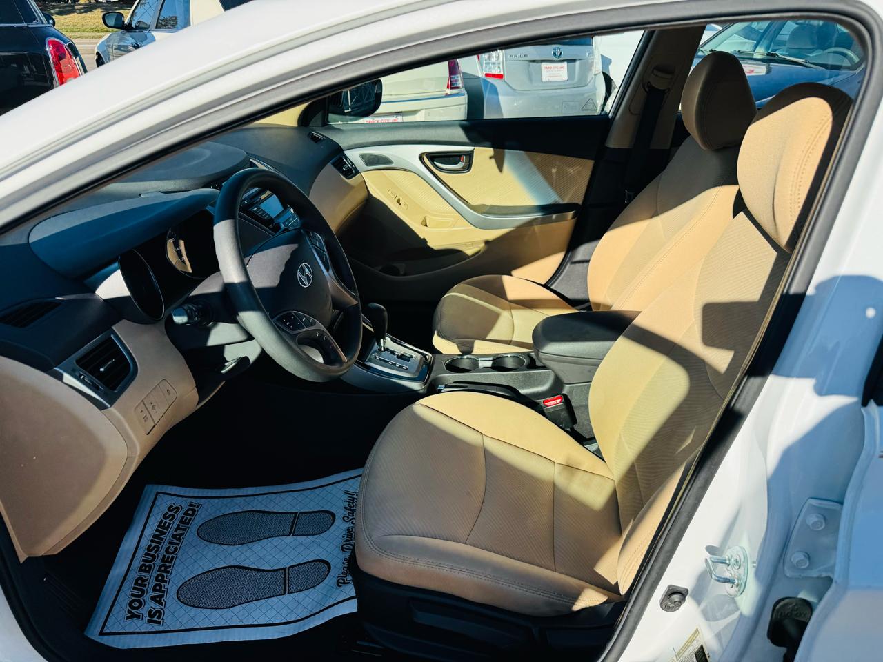 Hyundai Elantra 4dr Sdn Auto GLS 2013