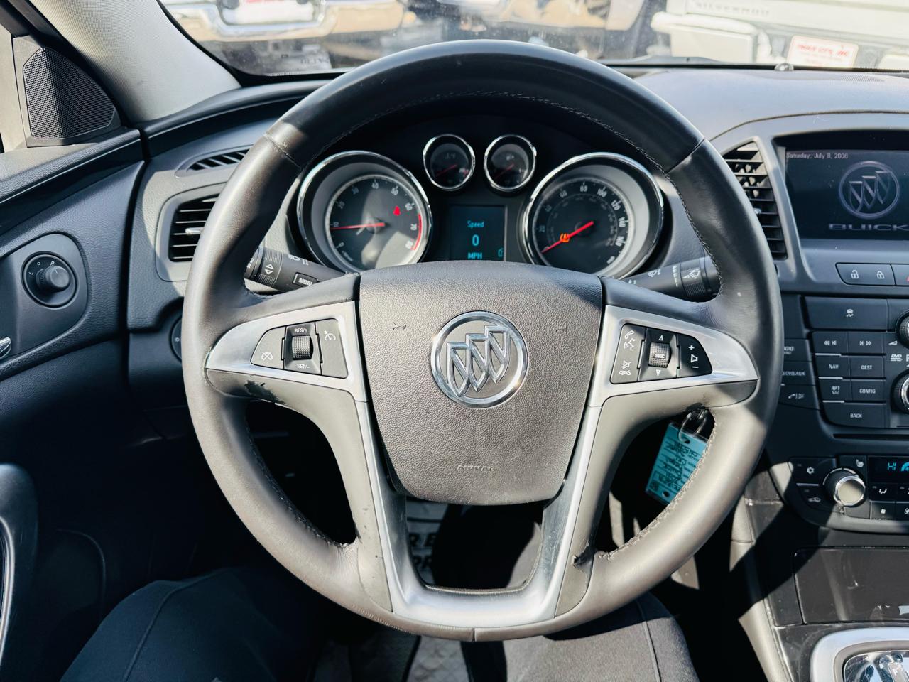 Buick Regal CXL Turbo - 4XT 2011