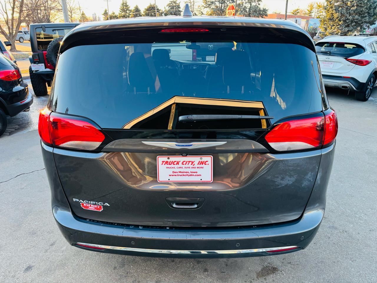 Chrysler Pacifica Touring Plus 2018