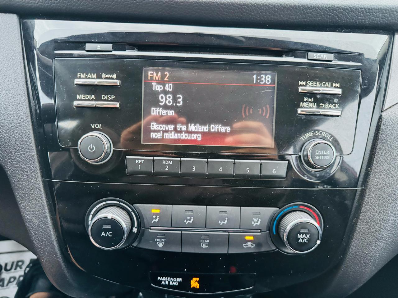 Nissan Rogue Sport S AWD 2017