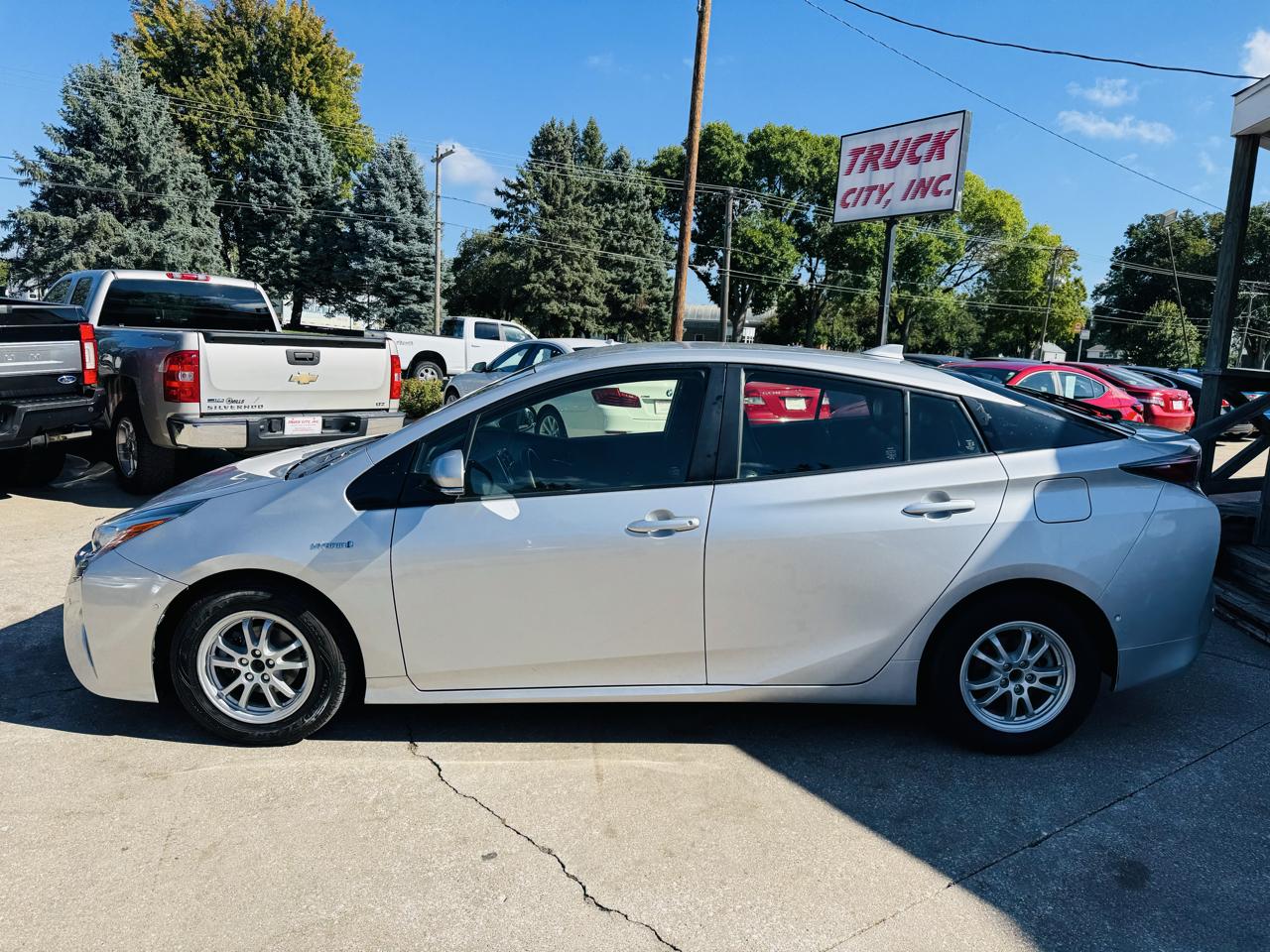 Toyota Prius One 2018