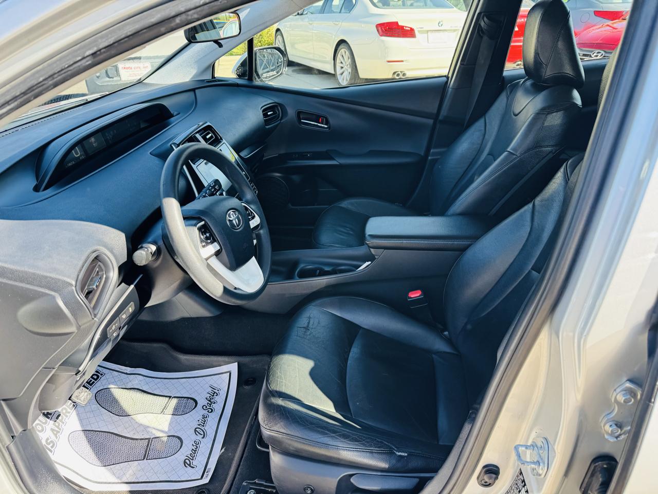 Toyota Prius One 2018