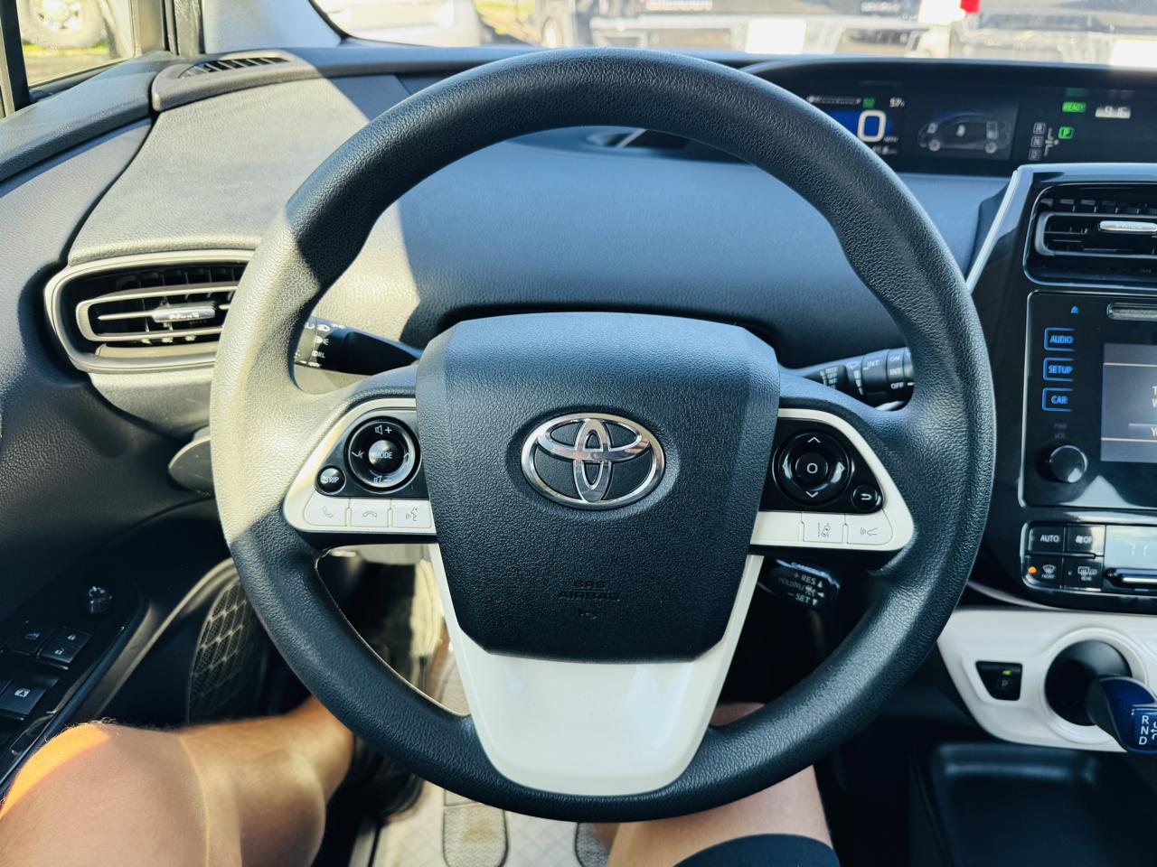 Toyota Prius One 2018