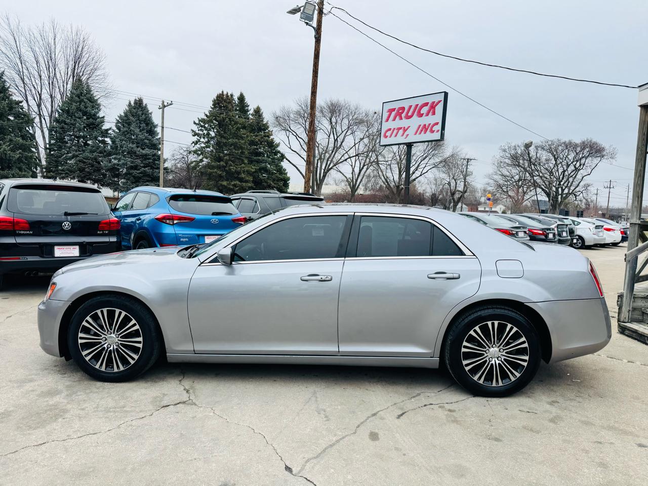 Chrysler 300 S V6 AWD 2013