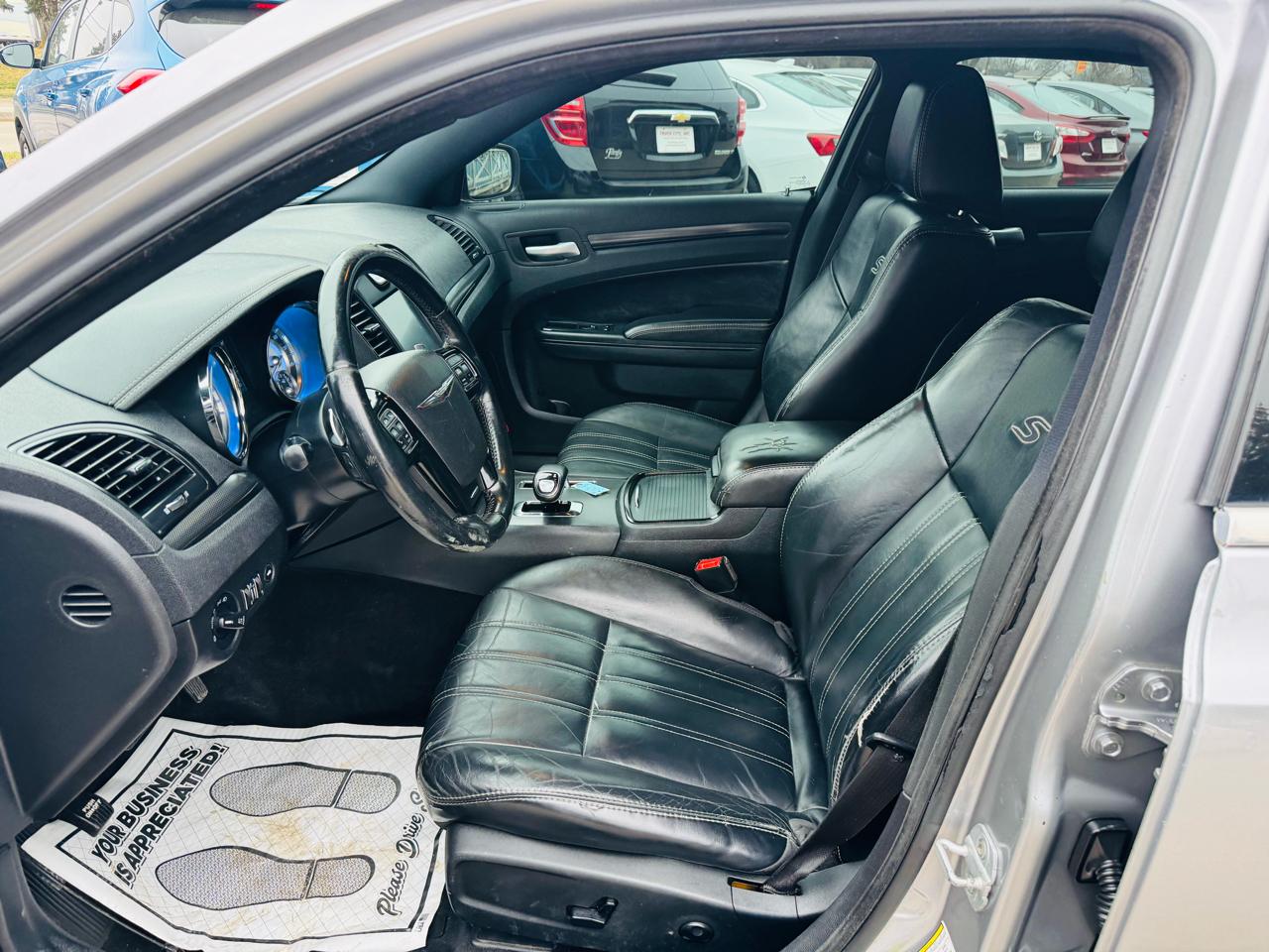 Chrysler 300 S V6 AWD 2013