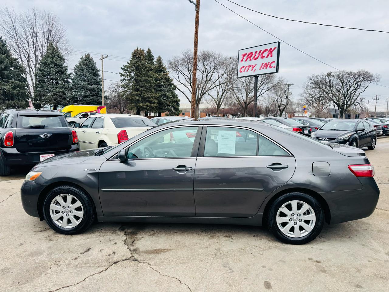 Toyota Camry Hybrid Sedan 2007