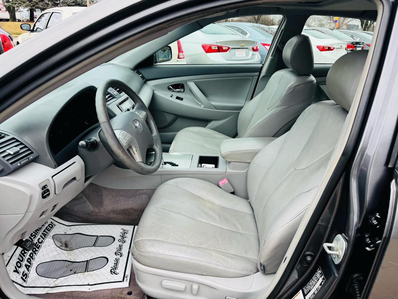 Toyota Camry Hybrid Sedan 2007