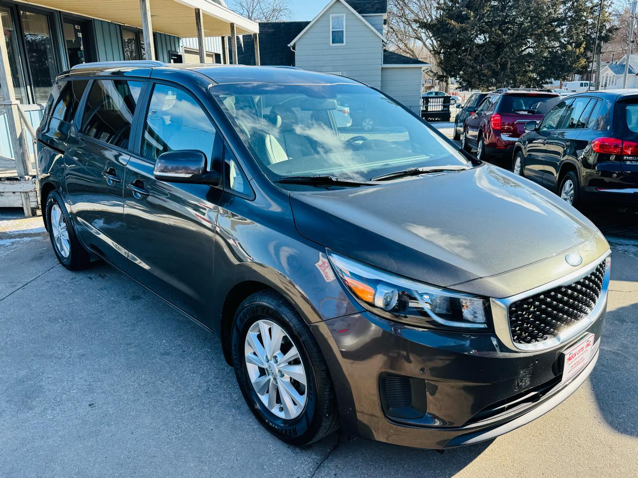 Kia Sedona LX 2017