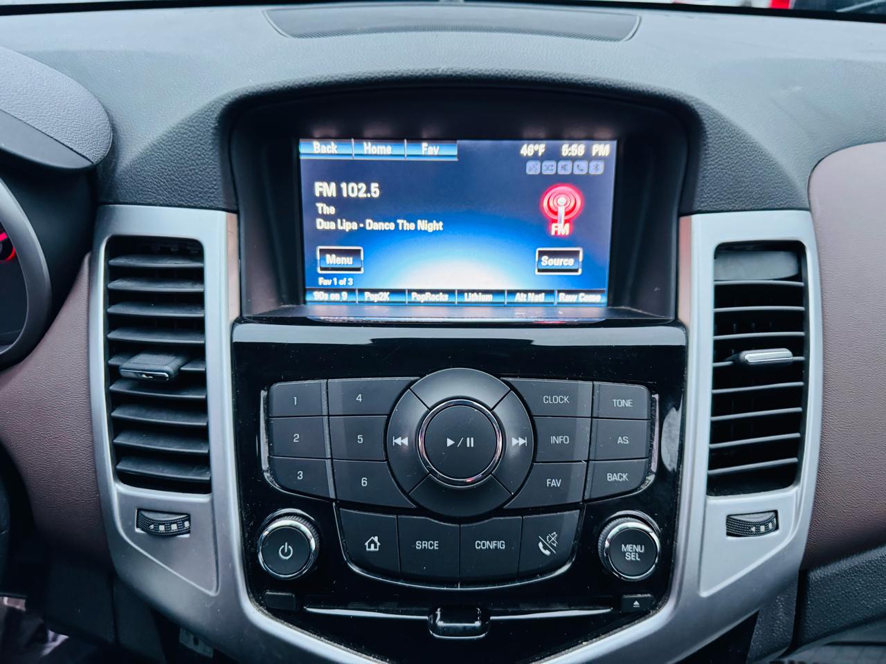 Chevrolet Cruze 2LT Auto 2015