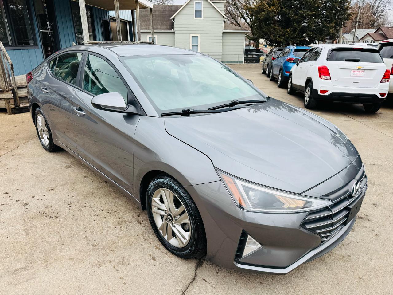 Hyundai Elantra Limited 2019