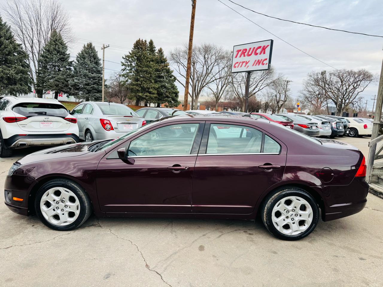 Ford Fusion I4 SE 2011