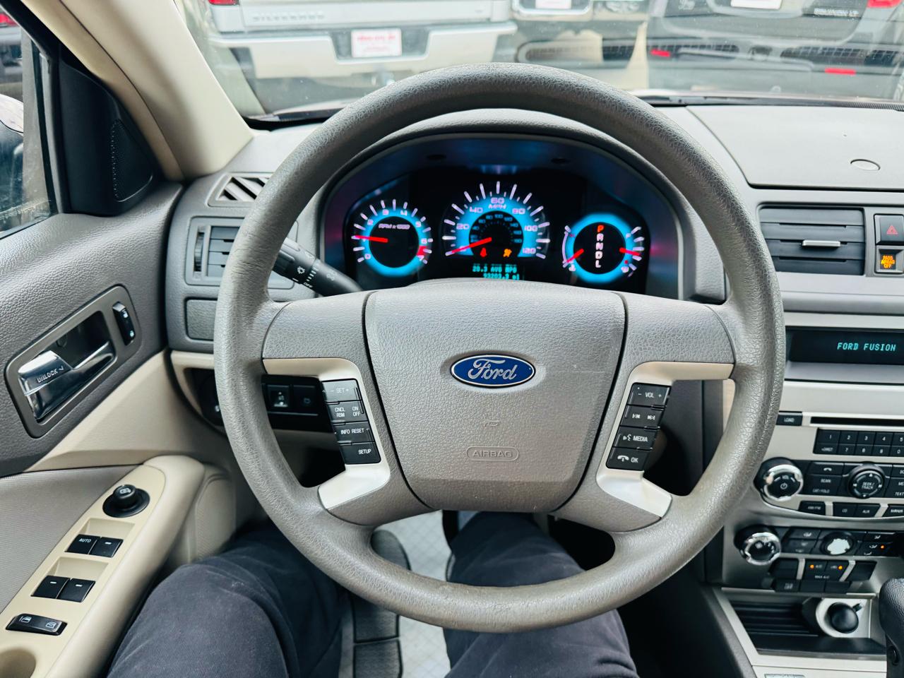 Ford Fusion I4 SE 2011