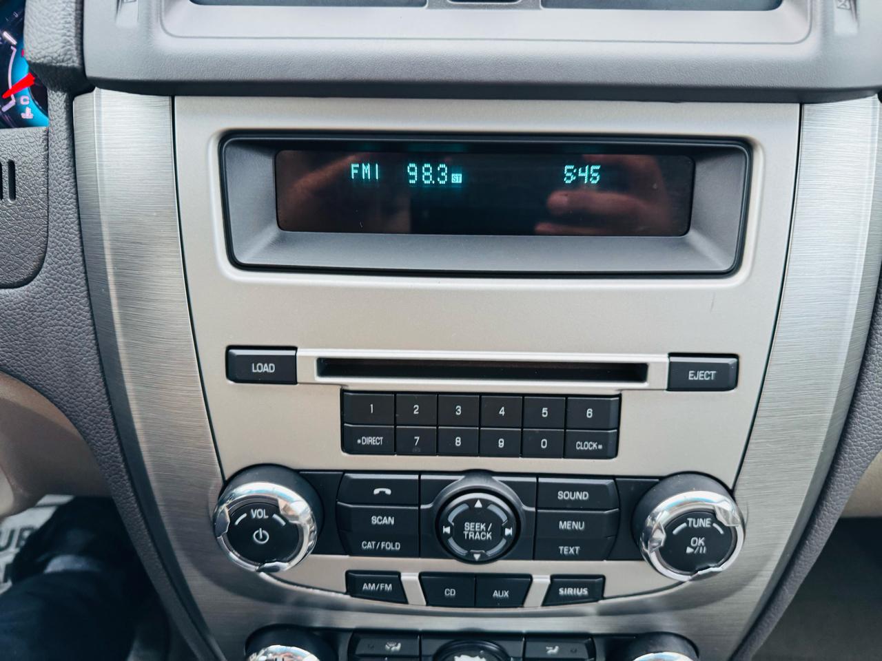 Ford Fusion I4 SE 2011