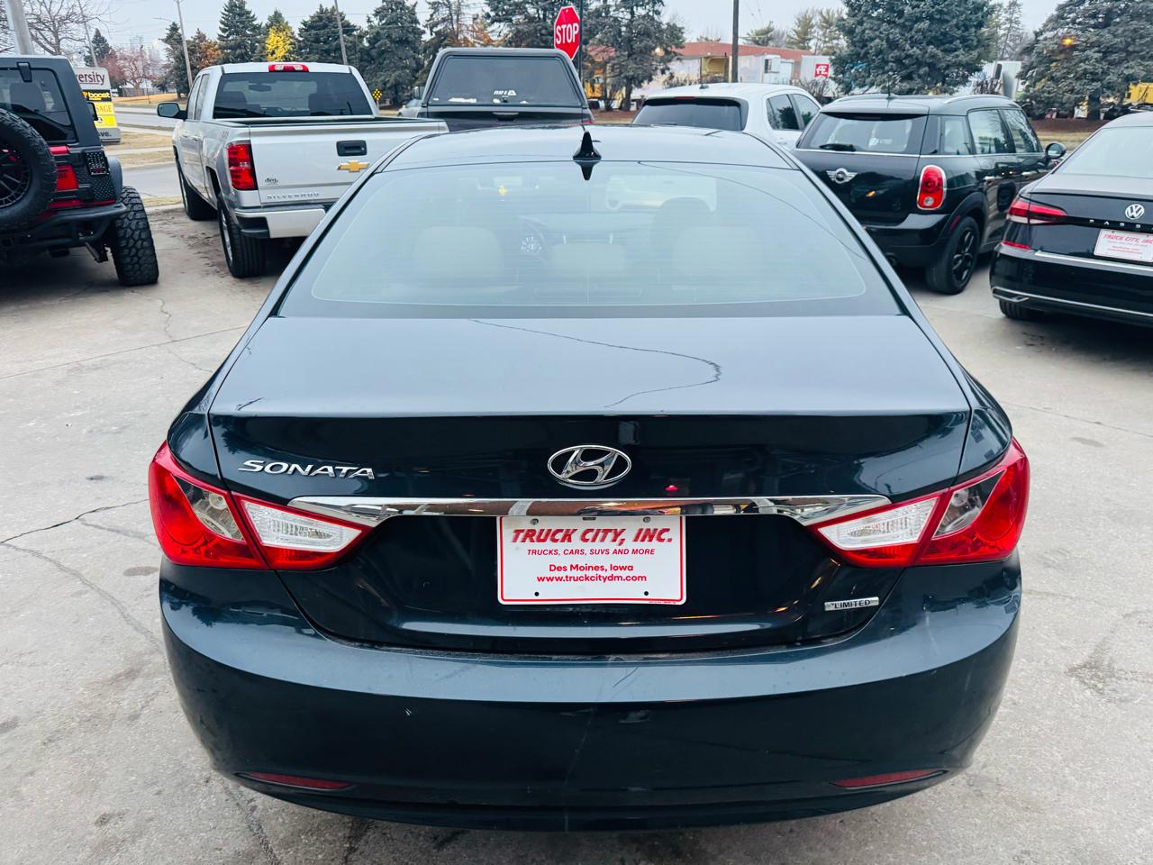 Hyundai Sonata SE Auto 2011